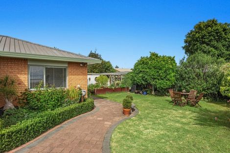 Photo of property in 9 Edgewater Grove, Whakatane, 3120