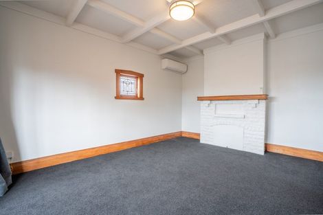 Photo of property in 180 Cambridge Road, Hillcrest, Hamilton, 3216