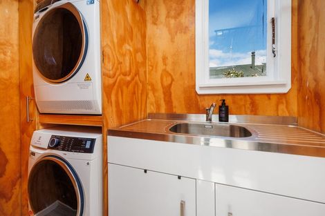 Photo of property in 15 Colombo Street, Hokowhitu, Palmerston North, 4410