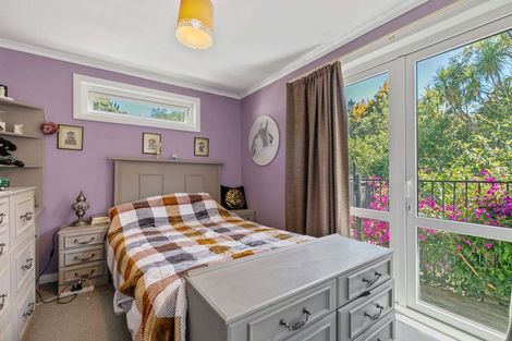 Photo of property in 917 South Head Road, South Head, Helensville, 0874