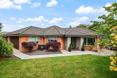 Photo of property in 32 Carroll Place, Owhata, Rotorua, 3010