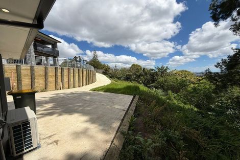 Photo of property in 90 Point View Drive, East Tamaki Heights, Auckland, 2016
