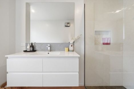 Photo of property in 5 Hunter Lane, Amberley, 7410