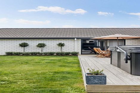 Photo of property in 39a Norfolk Drive, Cambridge, 3434