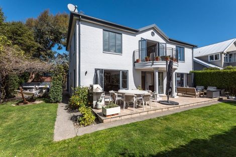 Photo of property in 16 Clyde Road, Upper Riccarton, Christchurch, 8041