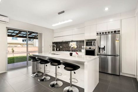 Photo of property in 147 Flat Bush School Road, Flat Bush, Auckland, 2019