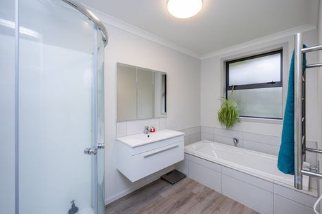 Photo of property in 403 Gleneagles Drive, Te Awamutu, 3800