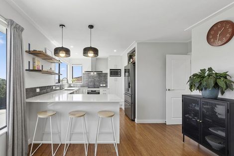 Photo of property in 71 Leeward Drive, Whitby, Porirua, 5024