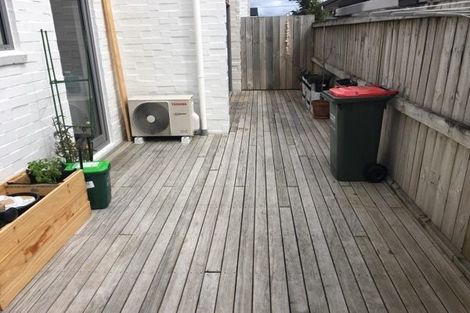 Photo of property in 24u3 Lyon Street, Frankton, Hamilton, 3204