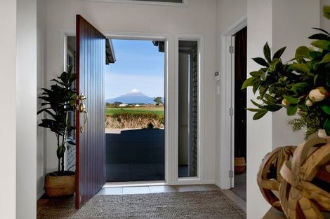 Photo of property in 270 Brown Road, Brixton, Waitara, 4382