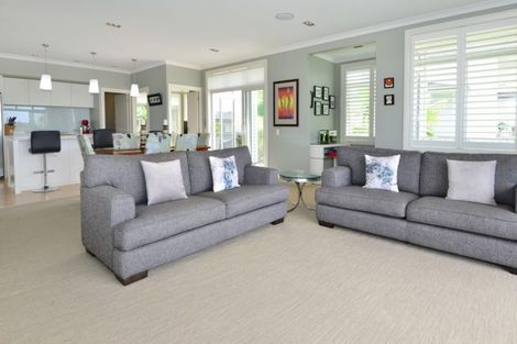 Photo of property in 19 Landmark Terrace, Orewa, 0931