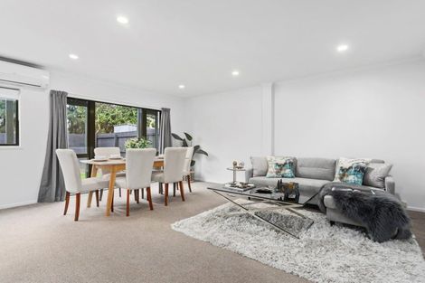 Photo of property in 15 Whitbourne Heights, Manurewa, Auckland, 2105