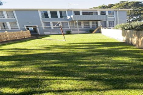 Photo of property in 19 Cook Street, Marfell, New Plymouth, 4310