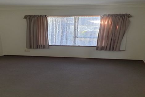 Photo of property in 121a Russell Road, Manurewa, Auckland, 2102