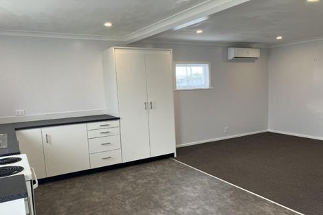 Photo of property in 160 Cornfoot Street, Castlecliff, Whanganui, 4501