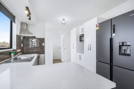 Photo of property in 359 Kahikatea Drive, Dinsdale, Hamilton, 3204