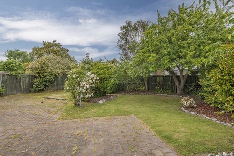 Photo of property in 11 Verran Place, Fendalton, Christchurch, 8052