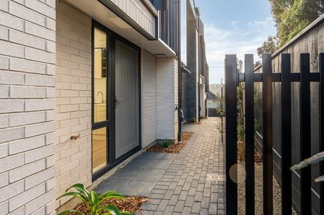 Photo of property in 3/32 Kaihuia Street, Northland, Wellington, 6012