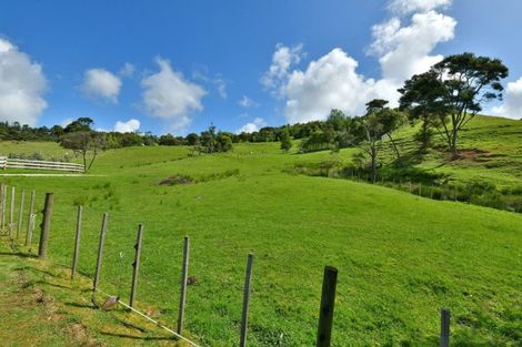 Photo of property in 65c Manuka Grove, Helensville, 0875