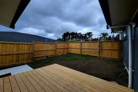 Photo of property in 18 Paihere Street, Huapai, 0810