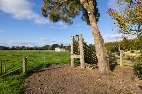 Photo of property in 582 Milson Line, Newbury, Palmerston North, 4478