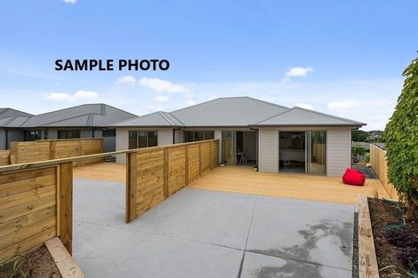Photo of property in 25b Shrule Place, Huntington, Hamilton, 3210
