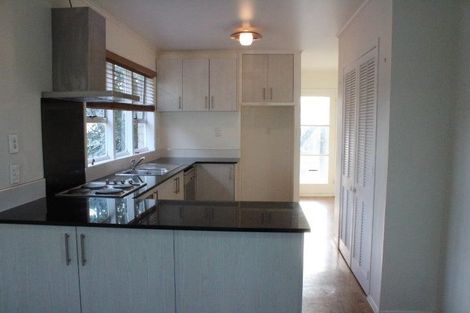 Photo of property in 17 Priestley Drive, Bucklands Beach, Auckland, 2014