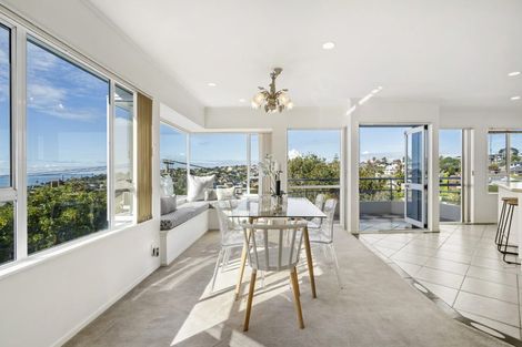 Photo of property in 23 Kiteroa Terrace, Rothesay Bay, Auckland, 0630
