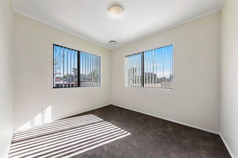 Photo of property in 17 Ballance Avenue, Papatoetoe, Auckland, 2104