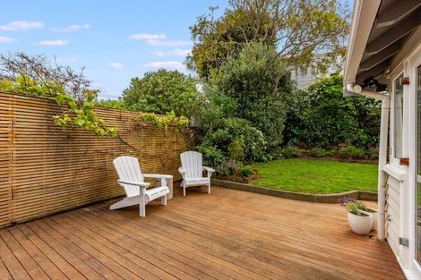 Photo of property in 24 Chilka Street, Berhampore, Wellington, 6023