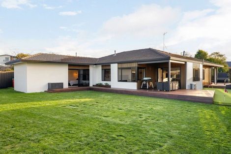 Photo of property in 36 Delamare Road, St Andrews, Hamilton, 3200