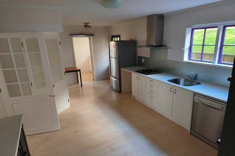 Photo of property in 70 Thurleigh Grove, Karori, Wellington, 6012