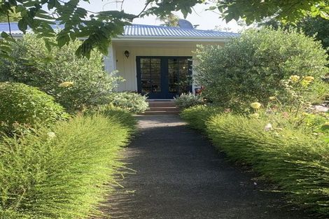 Photo of property in 30 Dundas Street, Porangahau, 4293