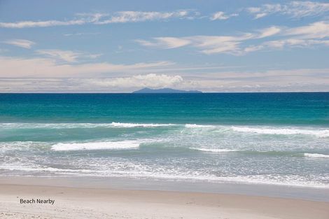 Photo of property in 83 Simpson Road, Papamoa Beach, Papamoa, 3118