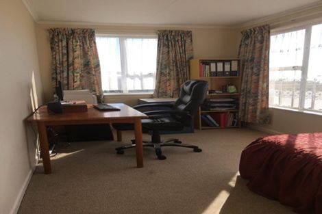 Photo of property in 17 Aubrey Street, Waitara, 4320
