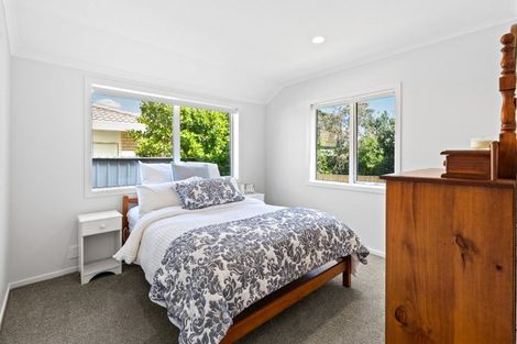 Photo of property in 16 Waru Nui Court, Orewa, 0931