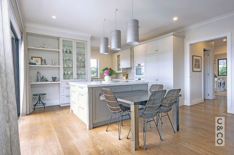 Photo of property in 8 Tauwaka Crescent, Riverhead, 0820