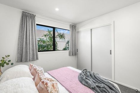 Photo of property in 2/6 Exchange Street, Ebdentown, Upper Hutt, 5018