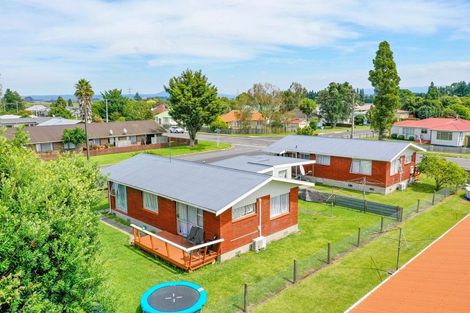 Photo of property in 74 Main Street, Edgecumbe, 3120