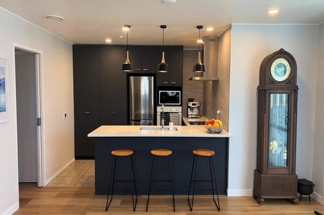 Photo of property in 1/9 Broderick Road, Johnsonville, Wellington, 6037