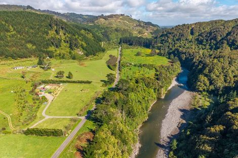 Photo of property in 1202 Otaki Gorge Road, Hautere, Otaki, 5582