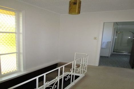 Photo of property in 100 Palatine Terrace, Saint Martins, Christchurch, 8022