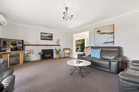 Photo of property in 286 Muriwai Valley Road, Muriwai, Waimauku, 0881