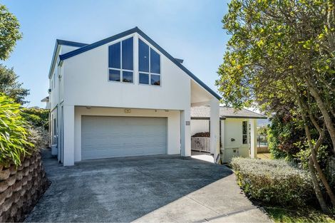 Photo of property in 23 Samwell Drive, Whitby, Porirua, 5024