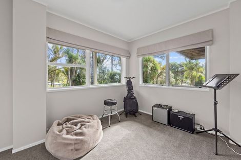 Photo of property in 188 Motutara Road, Muriwai, Waimauku, 0881