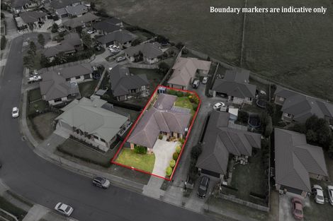 Photo of property in 16 Breaker Grove, Waiuku, 2123