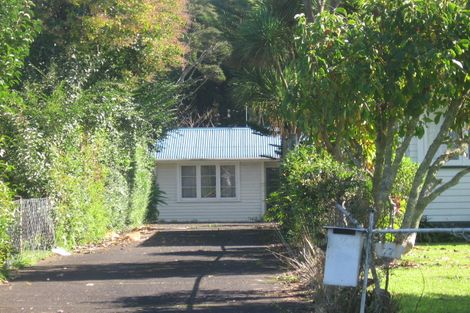 Photo of property in 77 Smythe Road, Henderson, Auckland, 0612