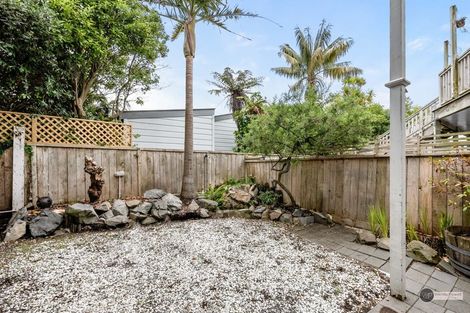 Photo of property in 18 Thompson Street, Mount Cook, Wellington, 6011