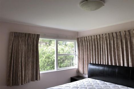 Photo of property in 89 Stottholm Road, Titirangi, Auckland, 0604