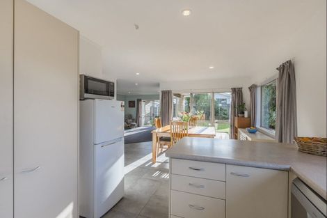 Photo of property in 23 Michael Road, Paraparaumu Beach, Paraparaumu, 5032